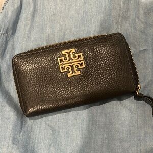 Tory Burch Black Leather Wallet